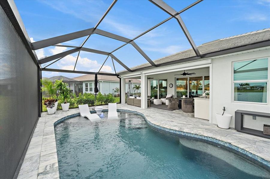 Exterior details and patio area of a home in , Venice (Image 26).