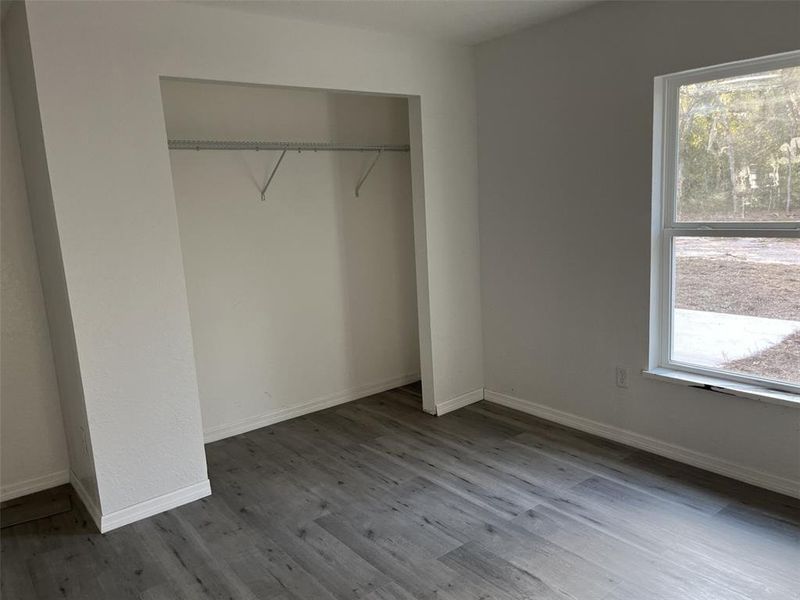 Spacious, unfurnished interior of a new home in , Ocklawaha (Image 25).