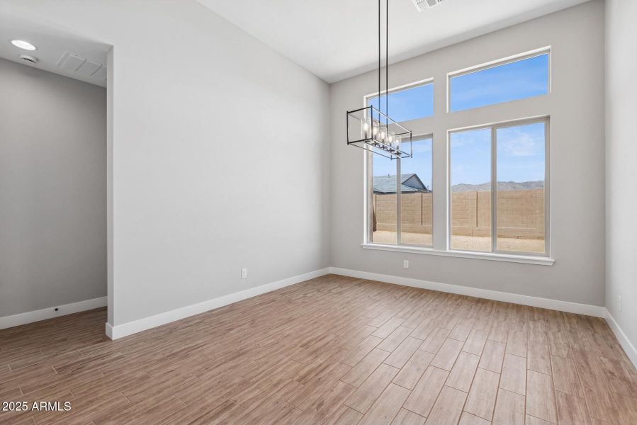 L53-HDR010 L53-HDR010