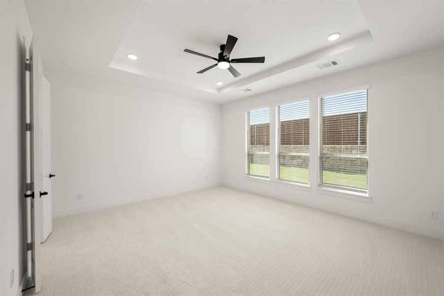 Spacious, unfurnished interior of a new home in Birdsong - Harwood, Mansfield (Image 19).