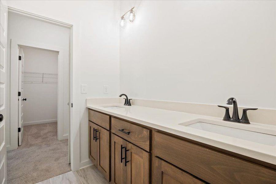 Image 48 of a home in .