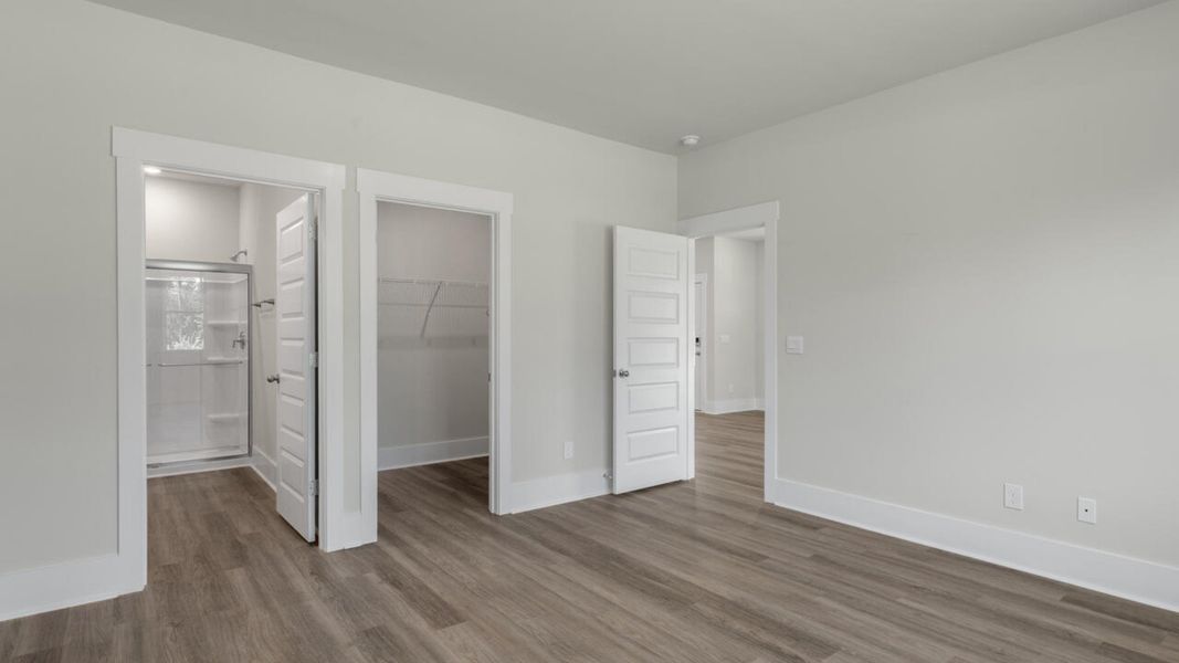 Spacious, unfurnished interior of a new home in Indigo Preserve Townhomes, Leland (Image 17).