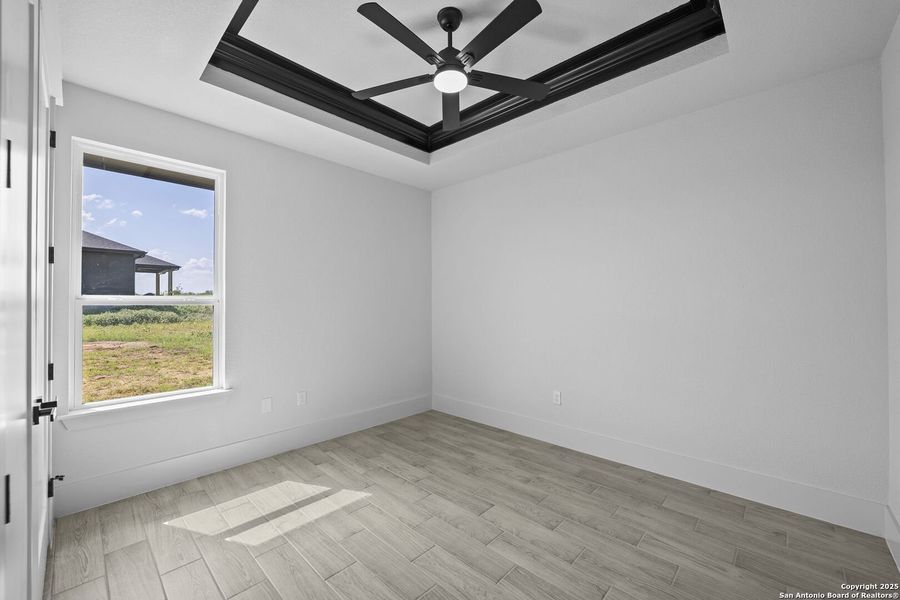 Spacious, unfurnished interior of a new home in , Floresville (Image 47). Spacious, unfurnished interior of a new home in , Floresville (Image 47).