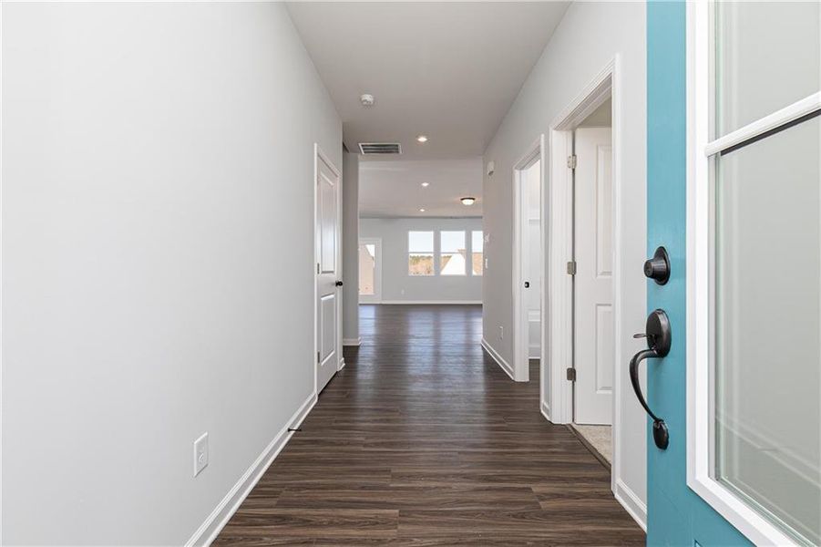Spacious, unfurnished interior of a new home in Riverside Ridge, Lawrenceville (Image 14).