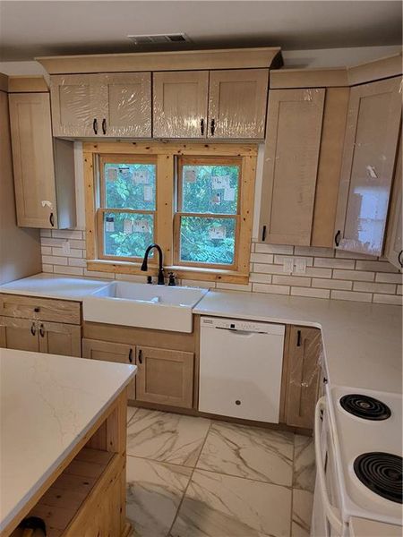 Furnished interior view inside a new home in , Atlanta (Image 5).