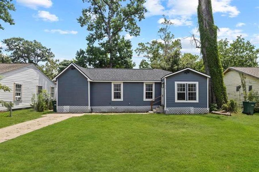 Image 13 of a home in .