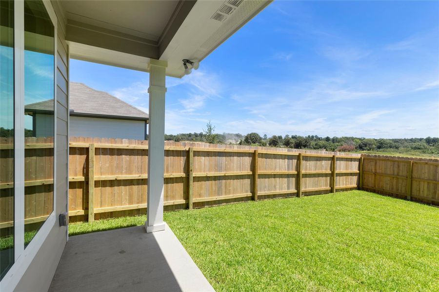 Exterior details and patio area of a home in Rockbridge East, Huntsville (Image 23). Exterior details and patio area of a home in Rockbridge East, Huntsville (Image 23).