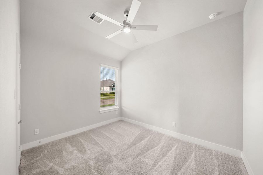 Spacious, unfurnished interior of a new home in Beacon Hill, Waller (Image 20).