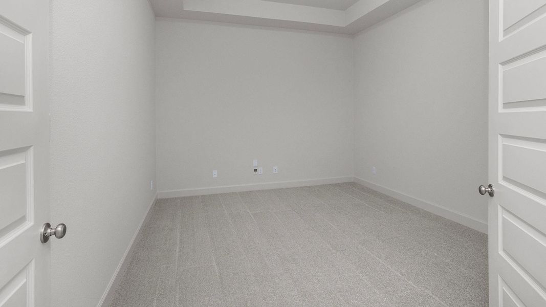 Spacious, unfurnished interior of a new home in Two Step Farm, Montgomery (Image 17).