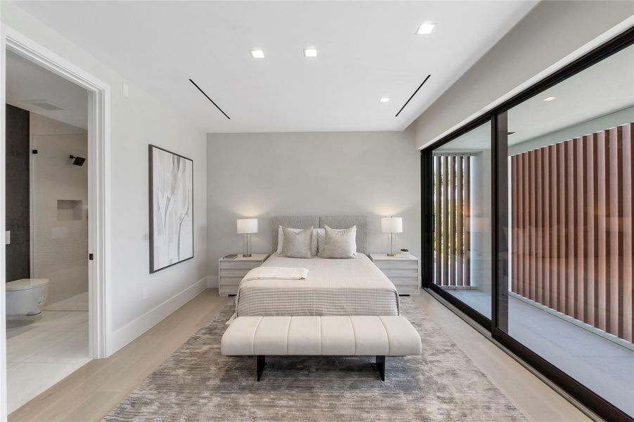 Furnished interior view inside a new home in , Fort Lauderdale (Image 12).