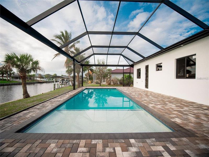Exterior details and patio area of a home in , Port Charlotte (Image 3).