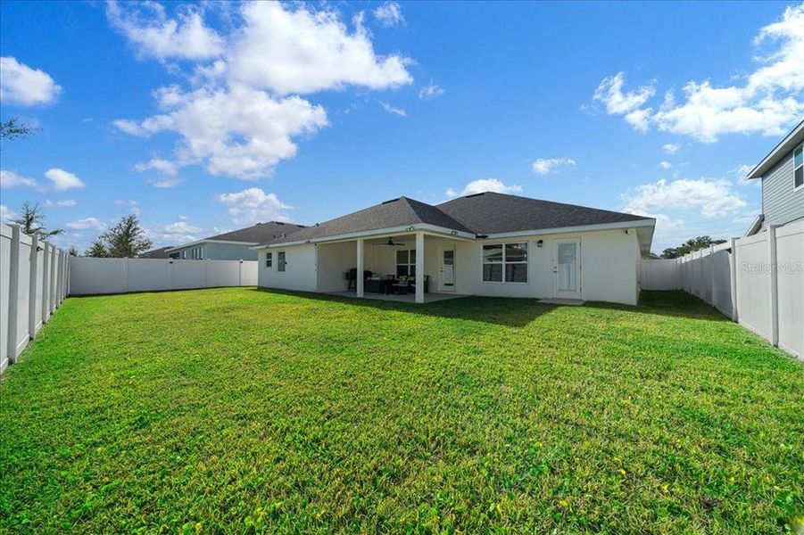 Exterior details and patio area of a home in , Ocala (Image 27). Exterior details and patio area of a home in , Ocala (Image 27).