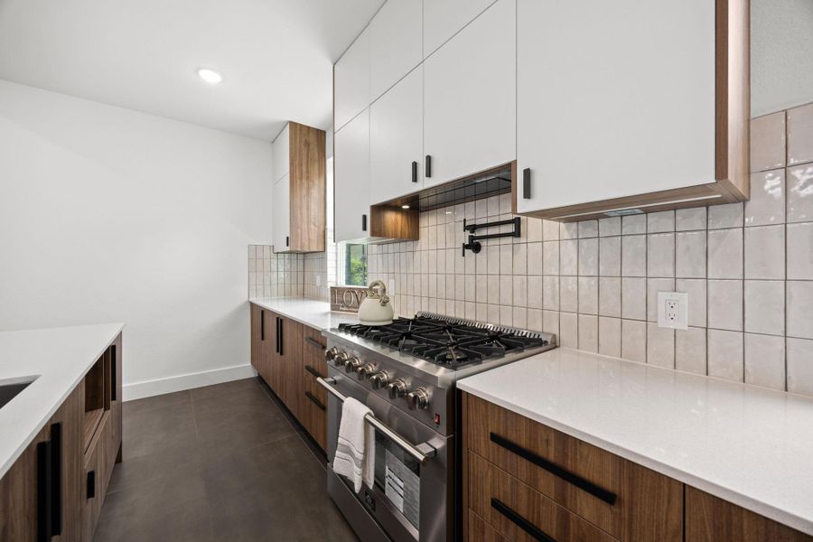 Furnished interior view inside a new home in , Montgomery (Image 14).