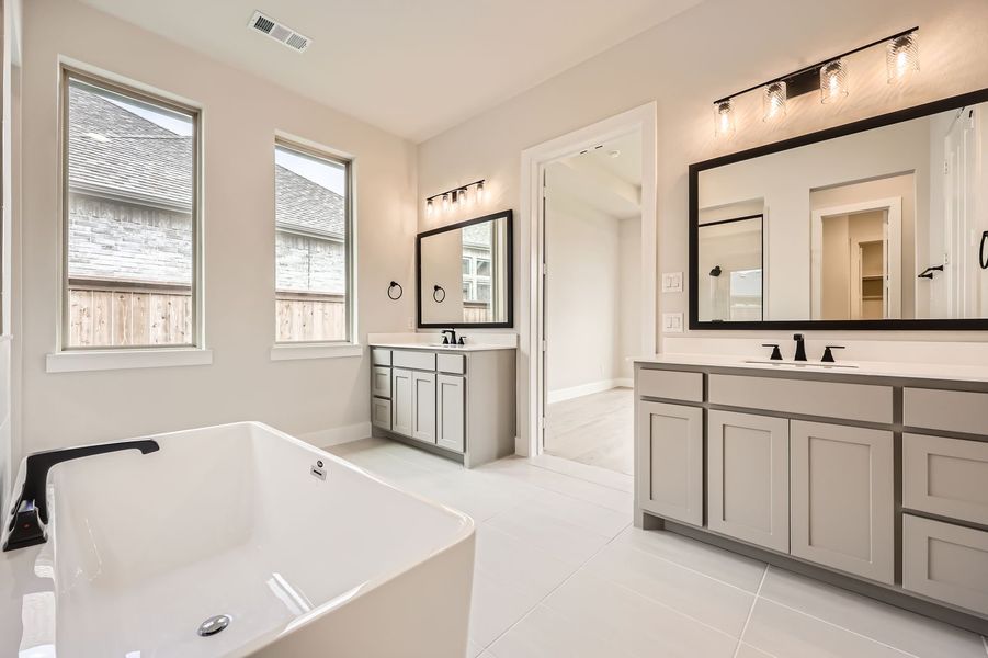 Plan 859 Representative Photo - Main Bathroom Plan 859 Representative Photo - Main Bathroom