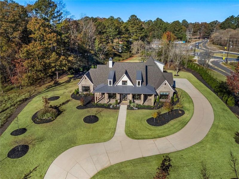 Image 83 of a home in .