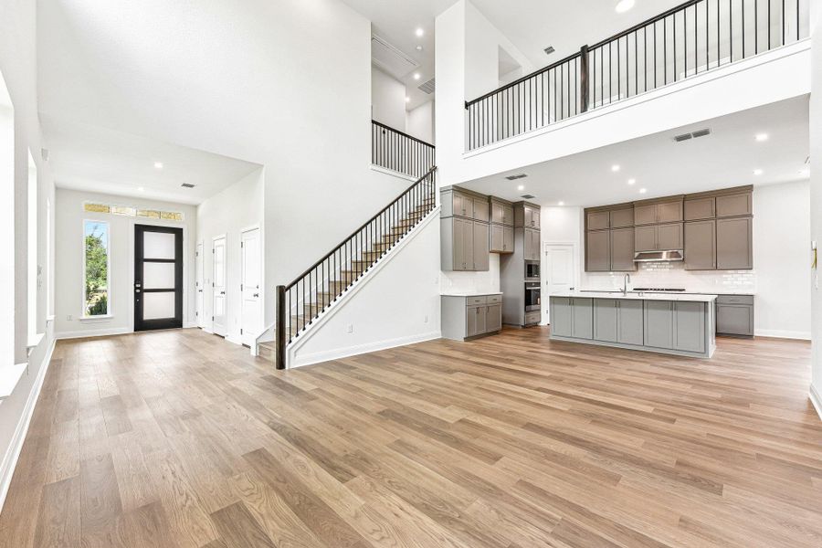 Spacious, unfurnished interior of a new home in Persimmon, Buda (Image 14). Spacious, unfurnished interior of a new home in Persimmon, Buda (Image 14).