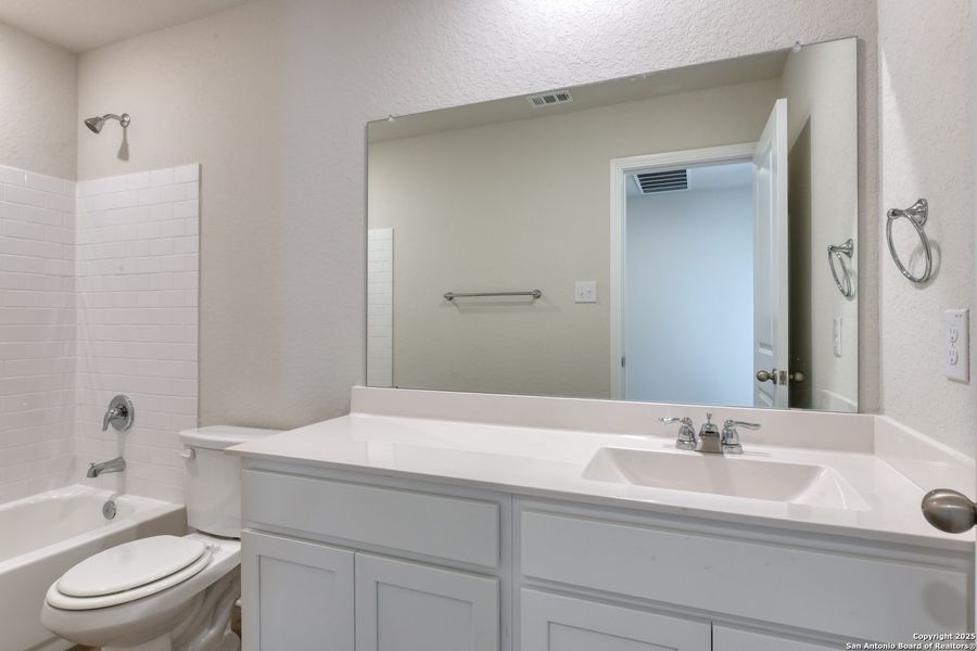 Furnished interior view inside a new home in Meadows at Hennersby Hollow 40's, San Antonio (Image 7). Furnished interior view inside a new home in Meadows at Hennersby Hollow 40's, San Antonio (Image 7).