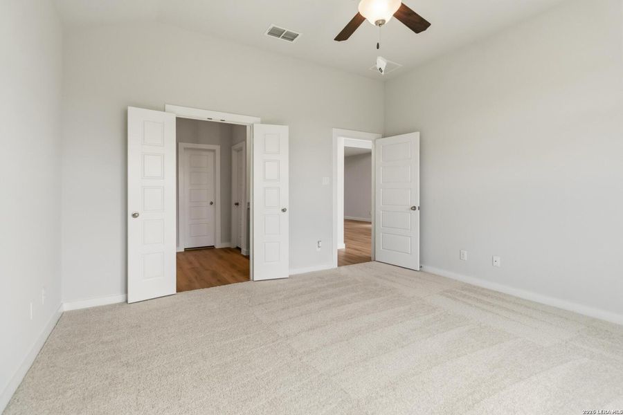 Spacious, unfurnished interior of a new home in Red Hawk Landing, San Antonio (Image 22). Spacious, unfurnished interior of a new home in Red Hawk Landing, San Antonio (Image 22).