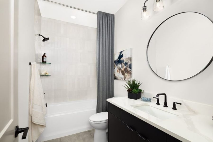 Furnished interior view inside a new home in Linkside Las Colinas, Irving (Image 16).