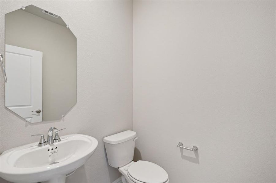 Photo is not of the actual home, but is an inspirational photo of builder’s model home and may depict options, furnishings, and/or decorator features that are not included.