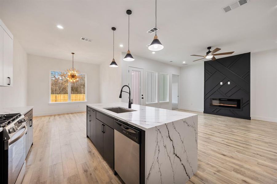 Furnished interior view inside a new home in , Dallas (Image 12).