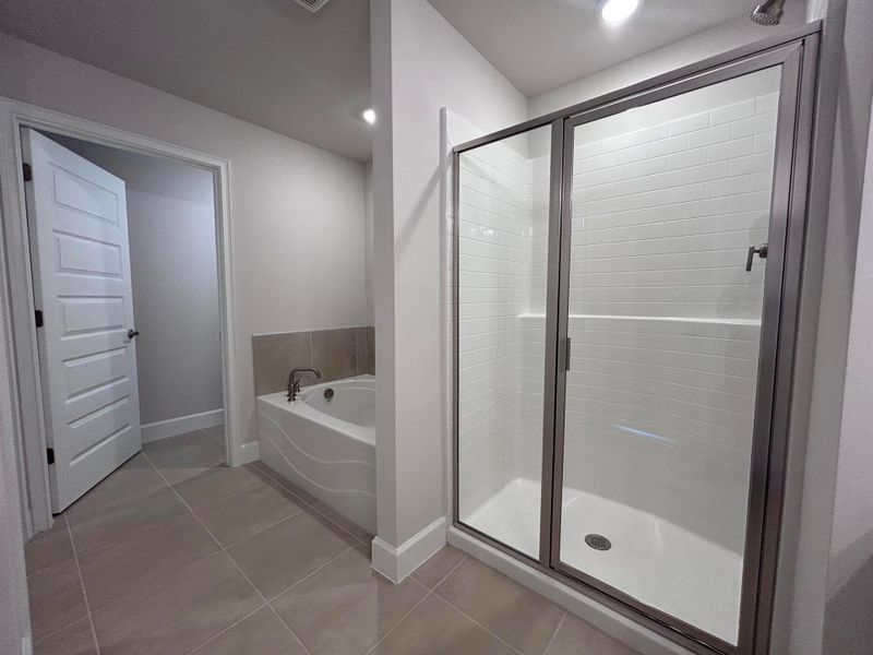 Furnished interior view inside a new home in Waterstone Villas, Fort Pierce (Image 10). Furnished interior view inside a new home in Waterstone Villas, Fort Pierce (Image 10).