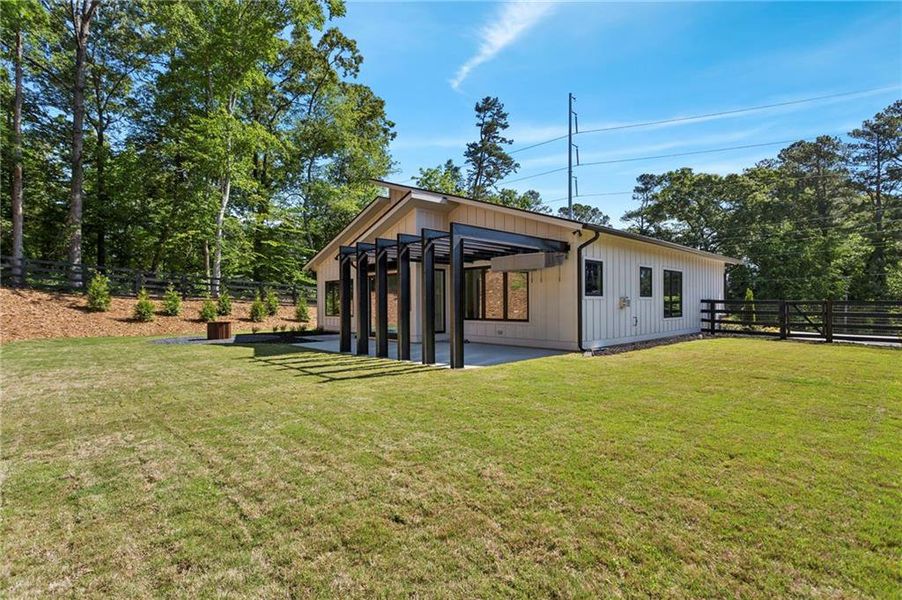 Exterior details and patio area of a home in , Marietta (Image 3).