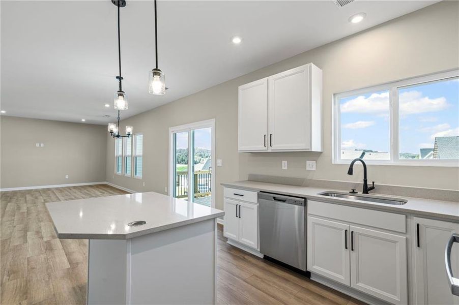 Furnished interior view inside a new home in Twin Lakes, Braselton (Image 8).