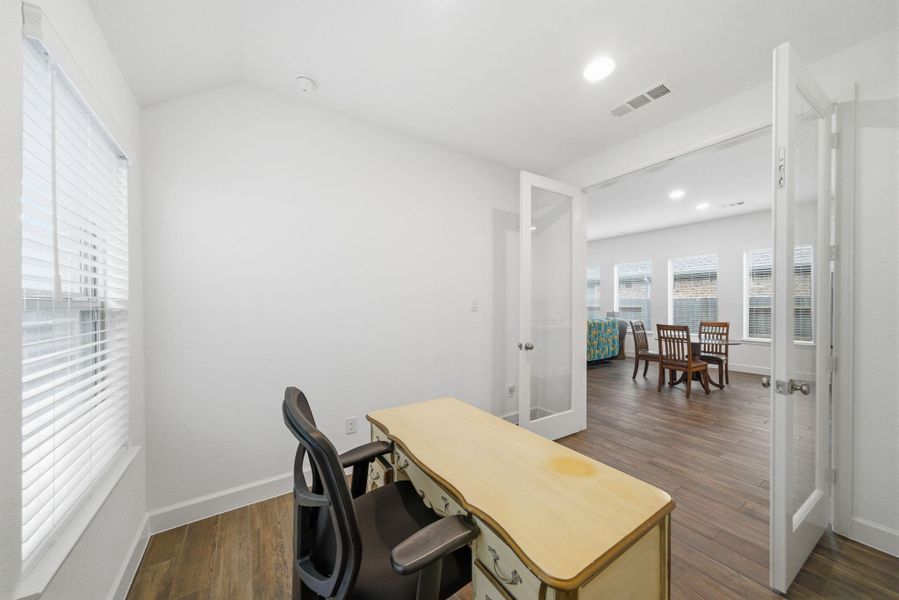 Furnished interior view inside a new home in Artavia, Conroe (Image 15).