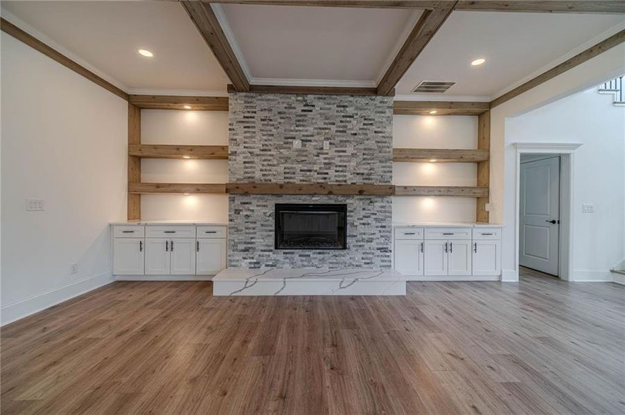 Image 36 of a home in .