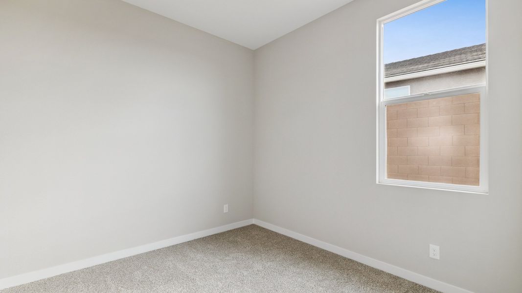 Spacious, unfurnished interior of a new home in Upper Canyon, Phoenix (Image 28).