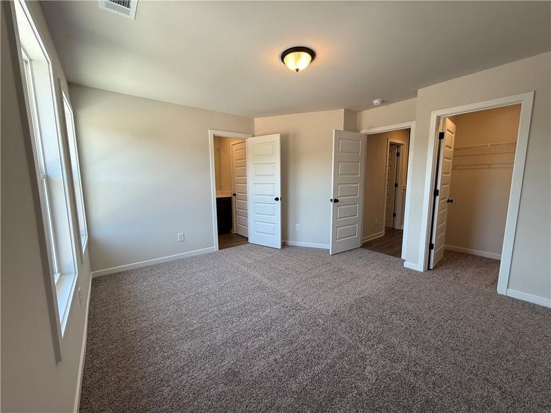 Spacious, unfurnished interior of a new home in The Towns at Auburn Station East, Auburn (Image 19).