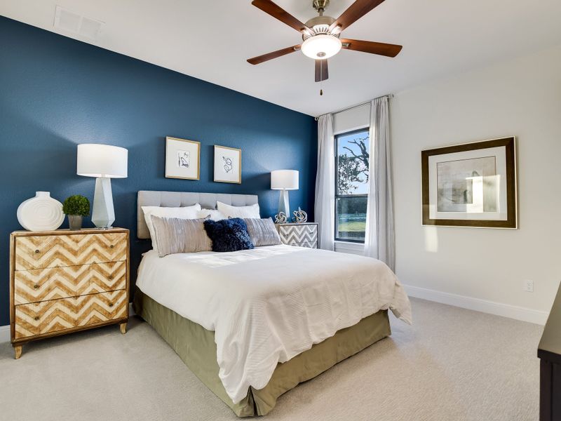 Representative furnished interior of a home built from the San Simeon I by Giddens Homes in Clearwater Ranch, Liberty Hill (Image 188).