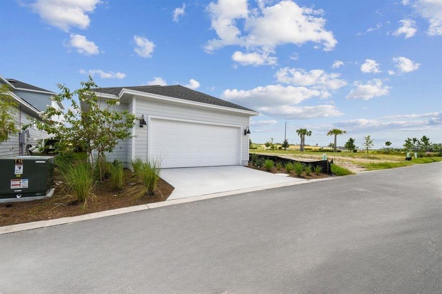 Image 15 of a home in Weslyn Park in Sunbridge 34'.