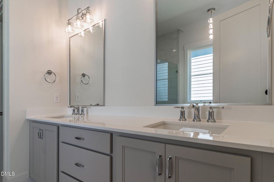 1529_SALEM CHURCH_INTERIOR_34