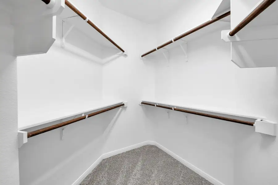 Spacious, unfurnished interior of a new home in Rancho San Gabriel, Georgetown (Image 11).
