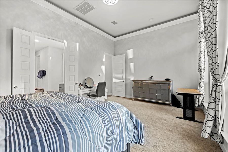 Furnished interior view inside a new home in Fulbrook On Fulshear Creek 60', Fulshear (Image 18). Furnished interior view inside a new home in Fulbrook On Fulshear Creek 60', Fulshear (Image 18).