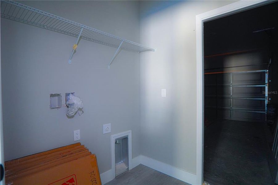 Spacious, unfurnished interior of a new home in , Ocala (Image 13).