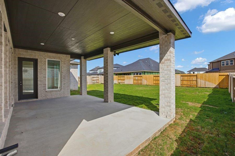 8926 Hampshire Oaks Drive ~ Ready Now 8926 Hampshire Oaks Drive ~ Ready Now