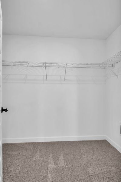 Image of another unit. Selections and features may vary.