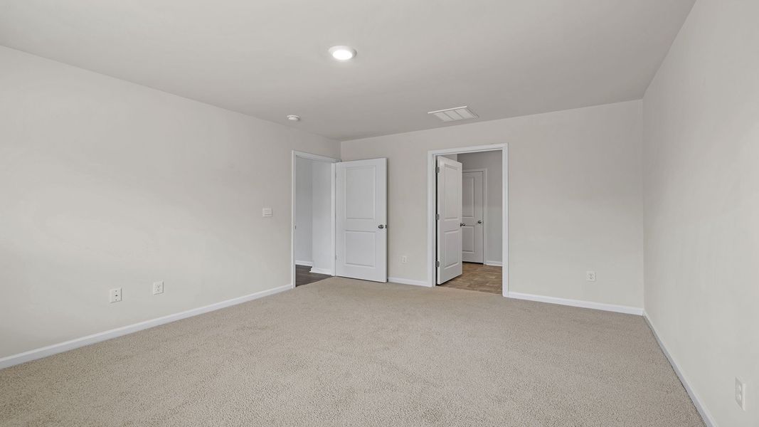 Spacious, unfurnished interior of a new home in Treemont Commons, Wellford (Image 25). Spacious, unfurnished interior of a new home in Treemont Commons, Wellford (Image 25).