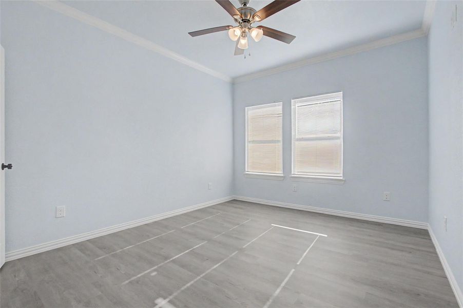 Spacious, unfurnished interior of a new home in , Navasota (Image 21).