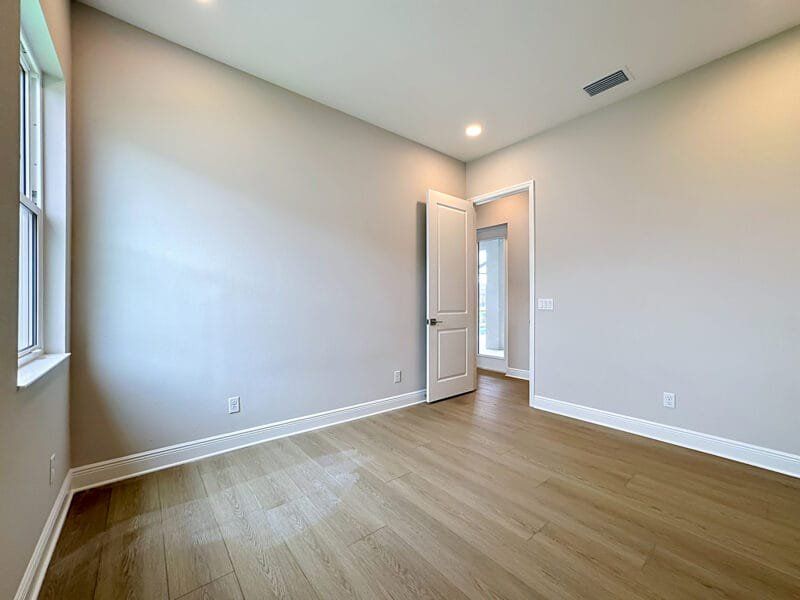 Spacious, unfurnished interior of a new home in River Preserve Estates, Parrish (Image 51).