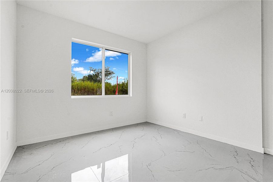 Spacious, unfurnished interior of a new home in Chloe's Estates, Miami (Image 29).