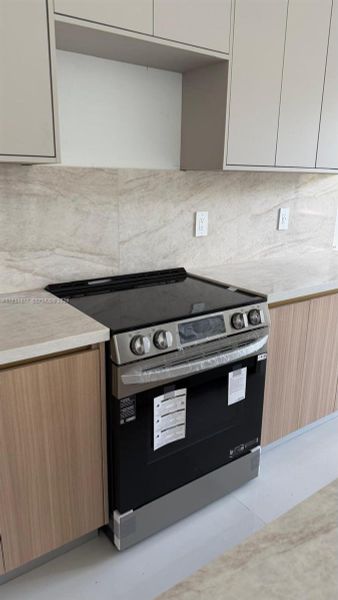 Close-up of interior finishes inside a home in , Lehigh Acres (Image 4).