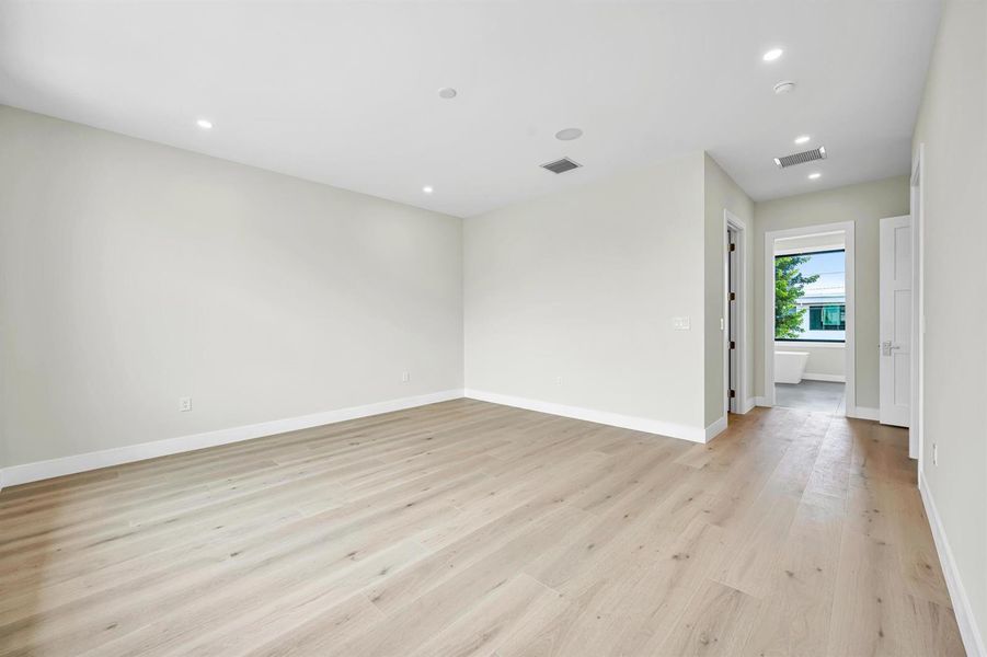 445 NE 11TH AVE-41 445 NE 11TH AVE-41