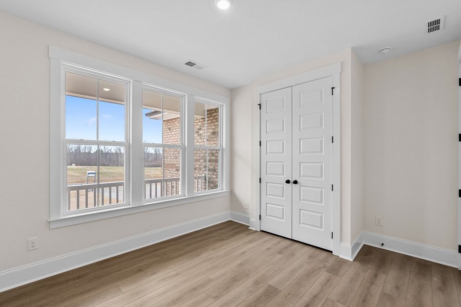 Spacious, unfurnished interior of a new home in Lilah Grove, Summerfield (Image 38).