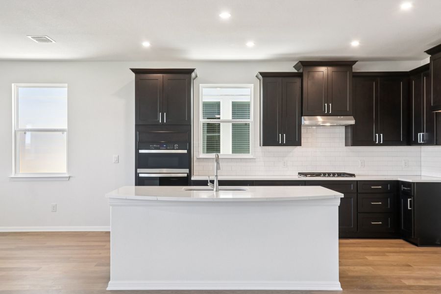 Furnished interior view inside a new home in Porter Country, Buda (Image 4).