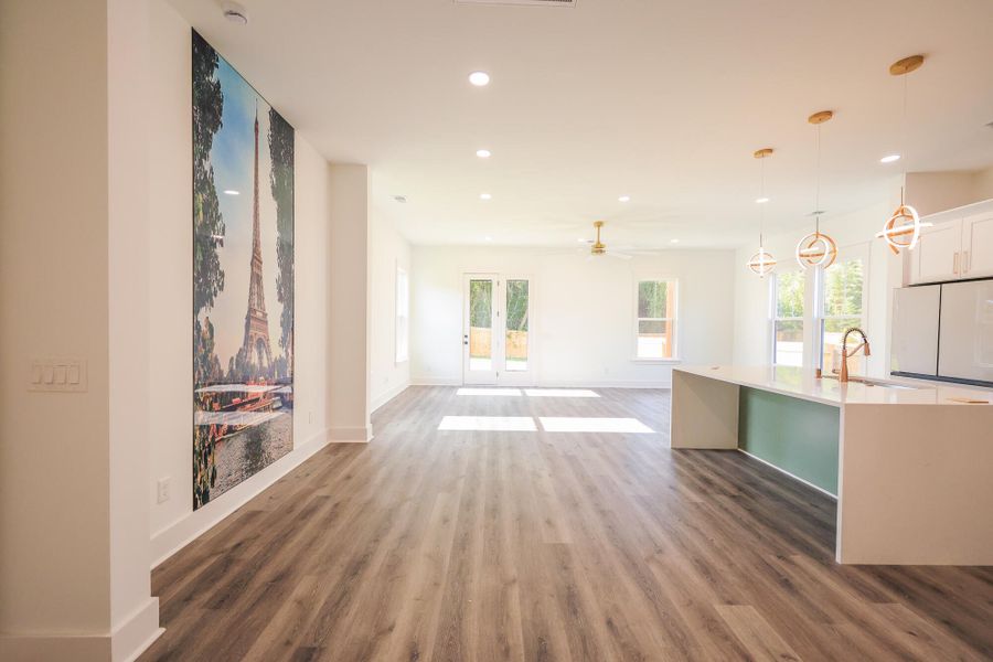 Spacious, unfurnished interior of a new home in , North Charleston (Image 26).