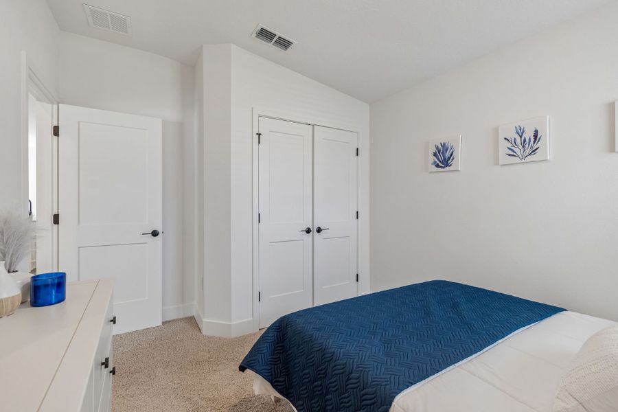 Representative furnished interior of a home built from the 1515 by Adams Homes in Winding Oaks, Weeki Wachee (Image 40).